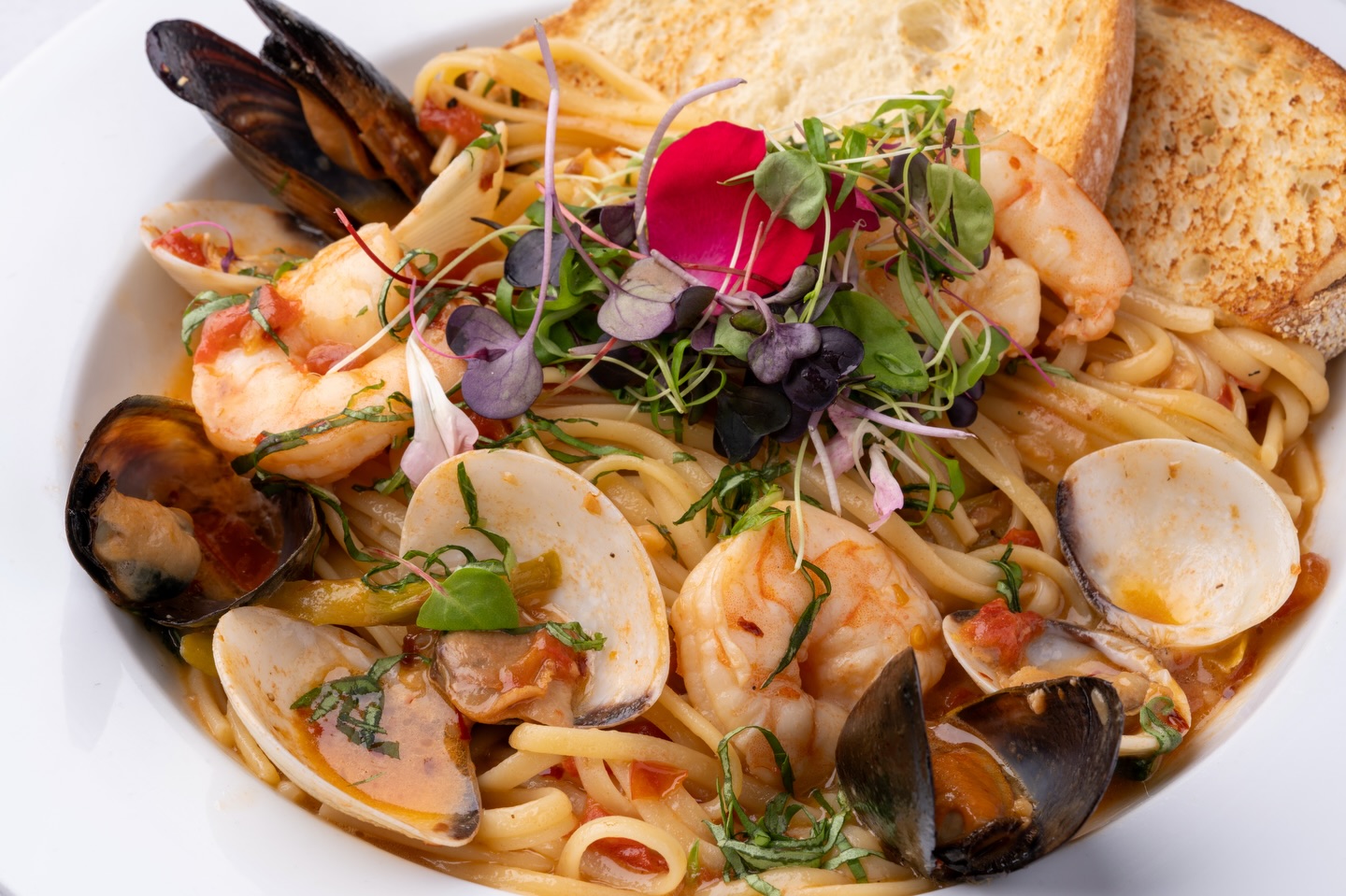 Seafood pasta dish